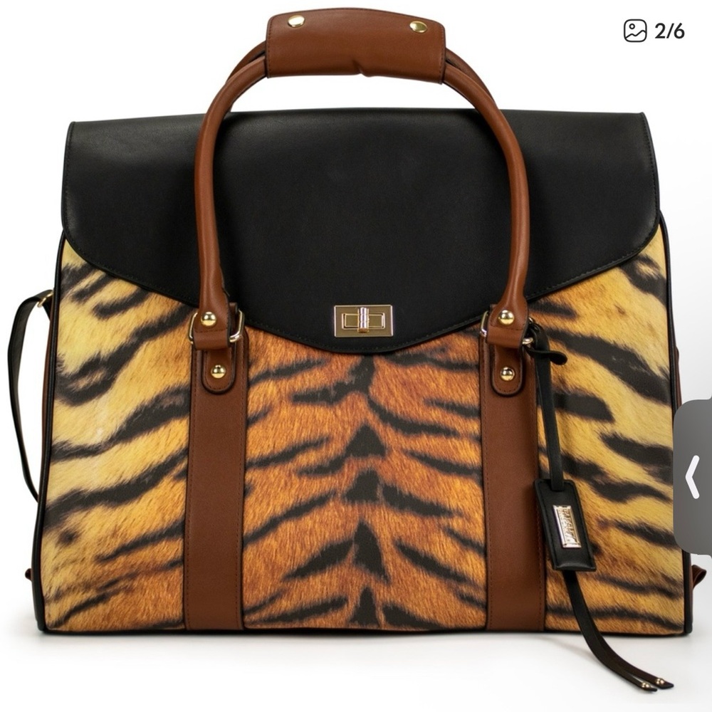 NWT BADGLEY MISCHKA Tiger Vegan Leather Travel Tote Weekender Bag - Picture 2 of 7